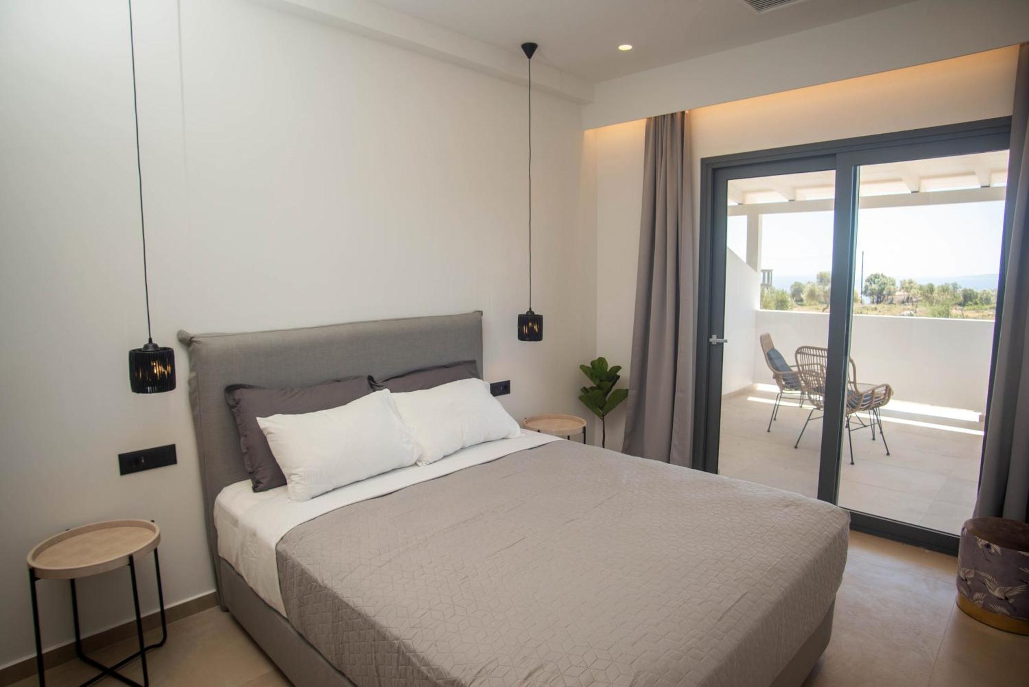 Marea Luxury Suites - Tramontana Koríthion المظهر الخارجي الصورة